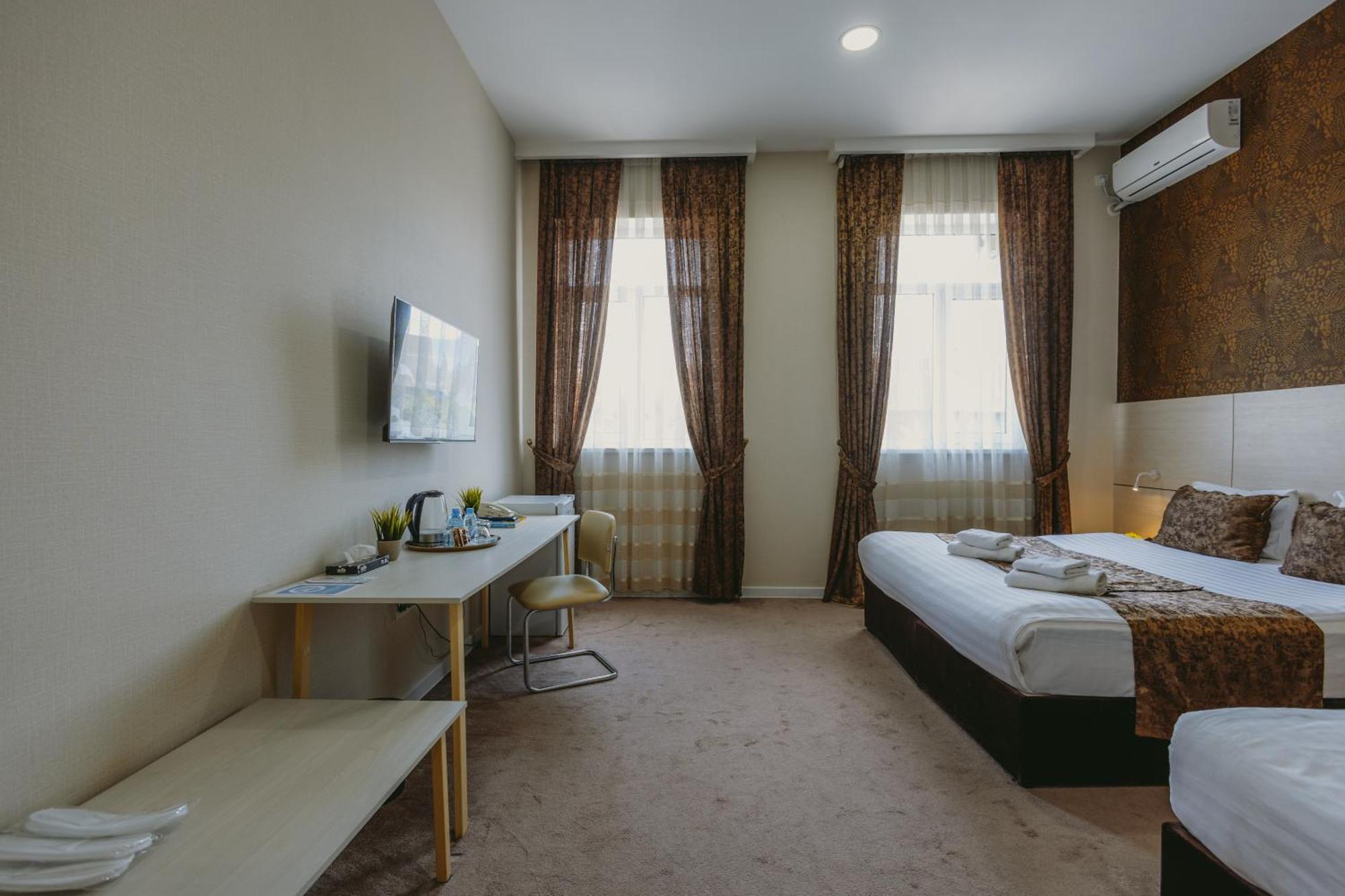 City Hotel Tashkent Exterior photo